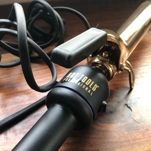 EUC HOT TOOLS 1in Curling Iron